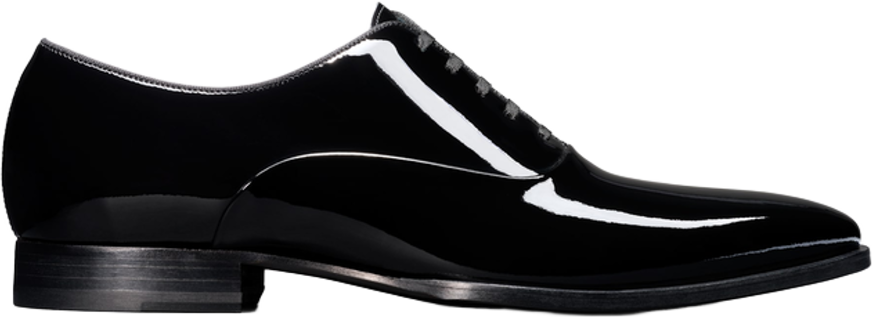 Finn de riktige skolissene for Suitsupply Black Tuxedo Oxford hos Senkels