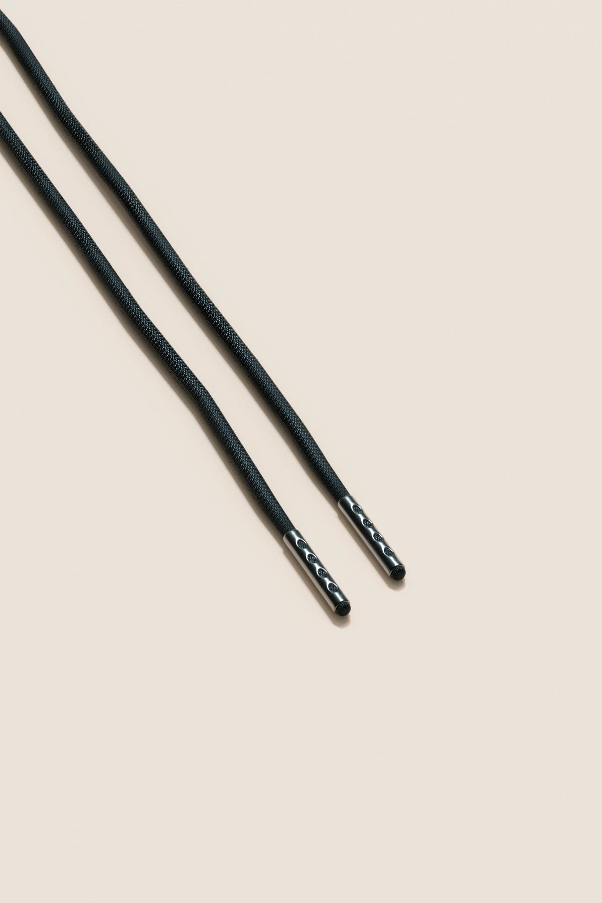 Senkels Svart 2.5mm Runde voksede skolisser med Svart nikkel-dupper