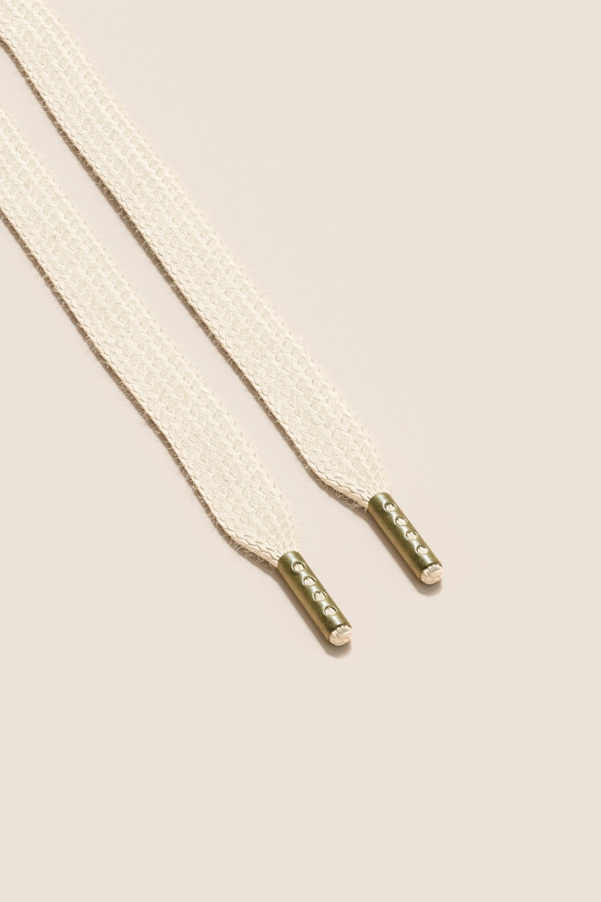 Senkels Cream Sneaker Skolisser with Brass Aglets