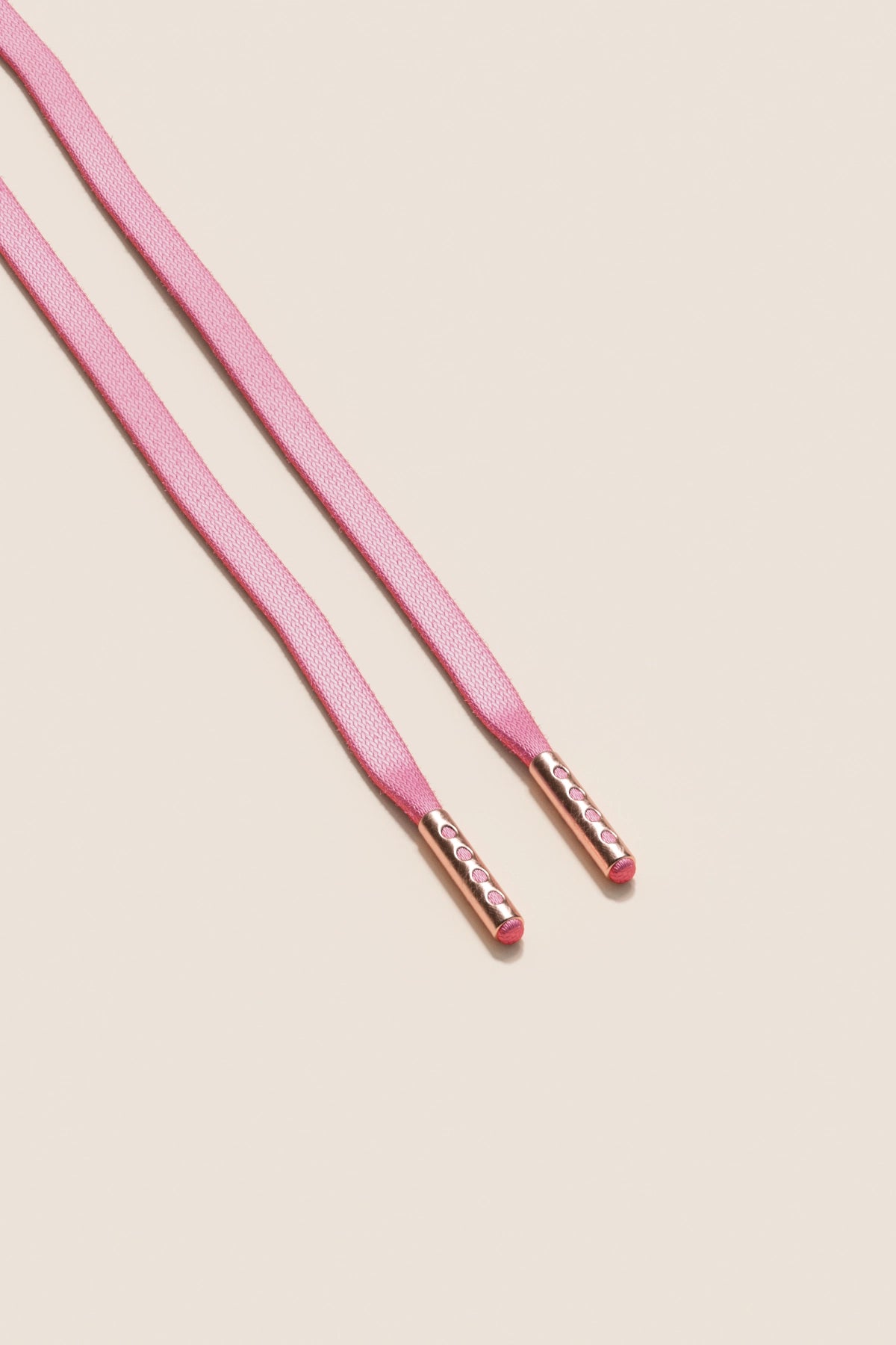 Senkels Flamingorosa 3mm Flate voksede skolisser med Rosegull-dupper