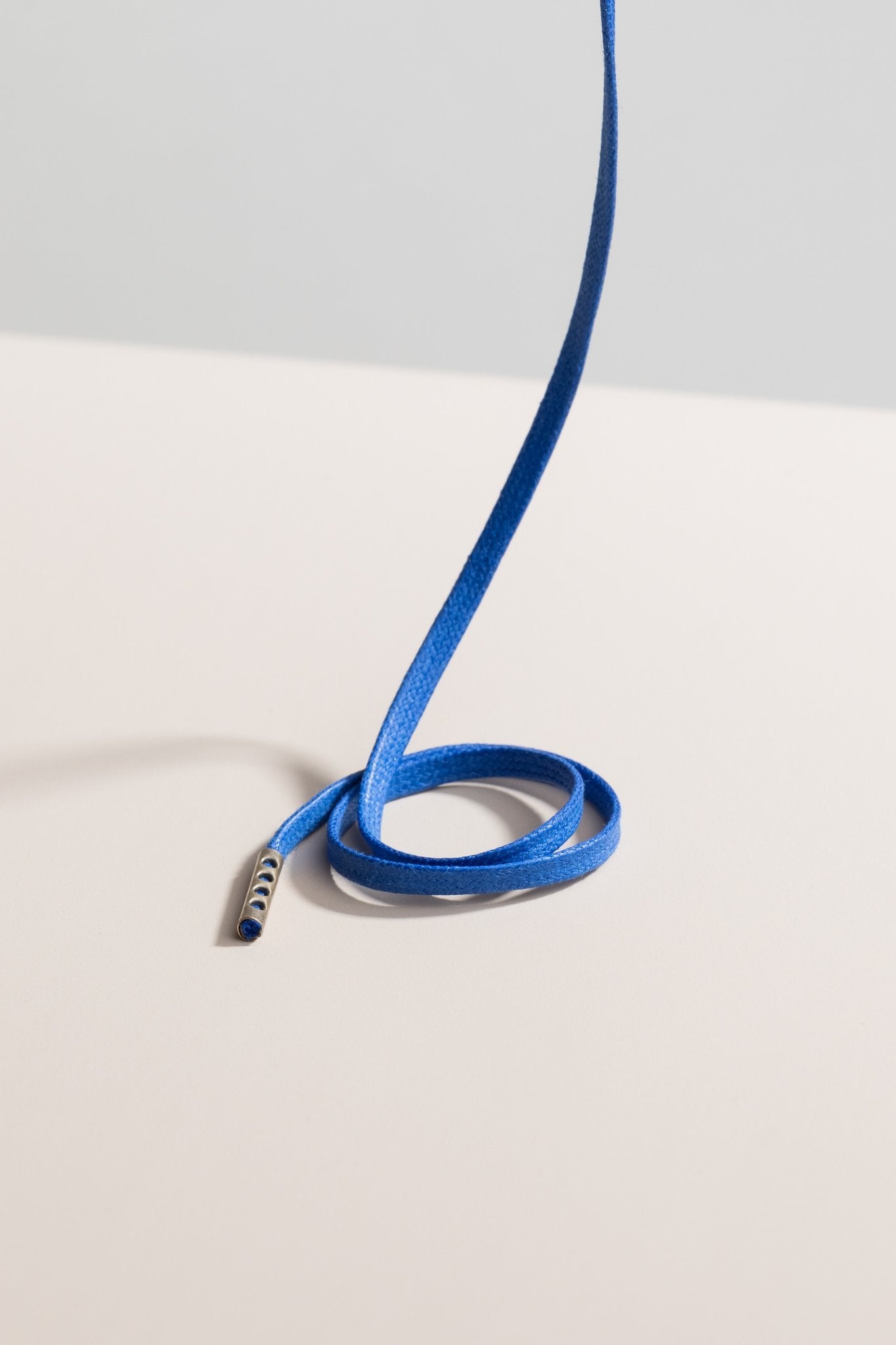 Safirblå - 3mm Flate voksede skolisser