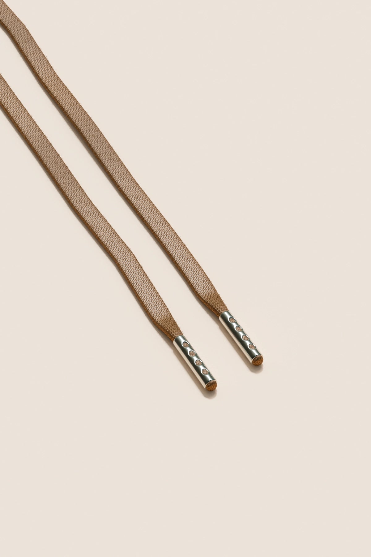 Senkels Taupe 3mm Flate voksede skolisser med Nikkel-dupper