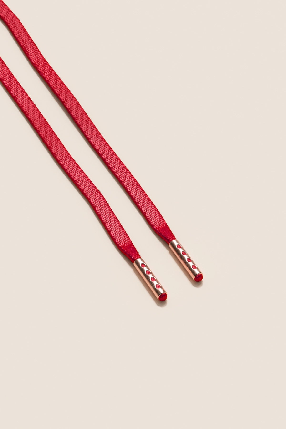 Senkels Testarossa 3mm Flate voksede skolisser med Rosegull-dupper